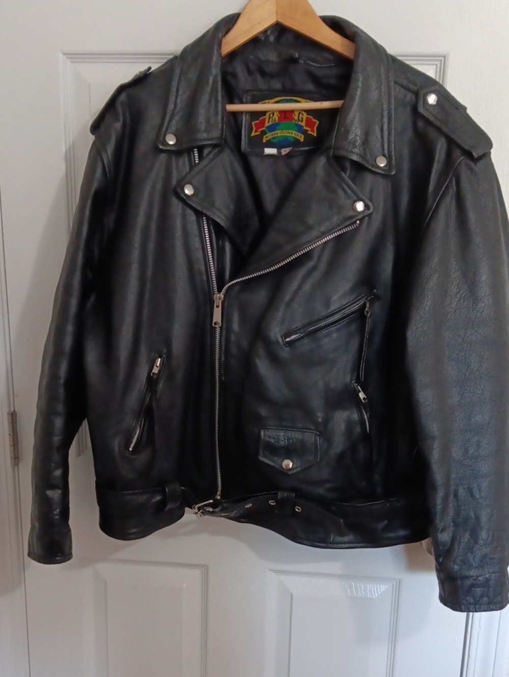 PLG MENS LEATHER SIZE 52
